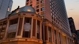 Hilton Chicago/Magnificent Mile Suites Exterior