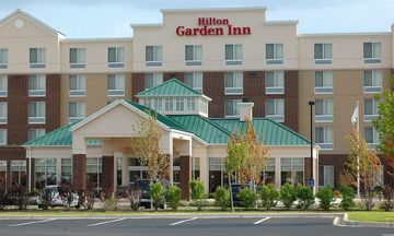Hilton Garden Inn Naperville/Warrenville