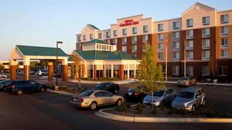 <b>Hilton Garden Inn Naperville/Warrenville Exterior</b>. Images powered by <a href="https://iceportal.shijigroup.com/" title="IcePortal" target="_blank">IcePortal</a>.