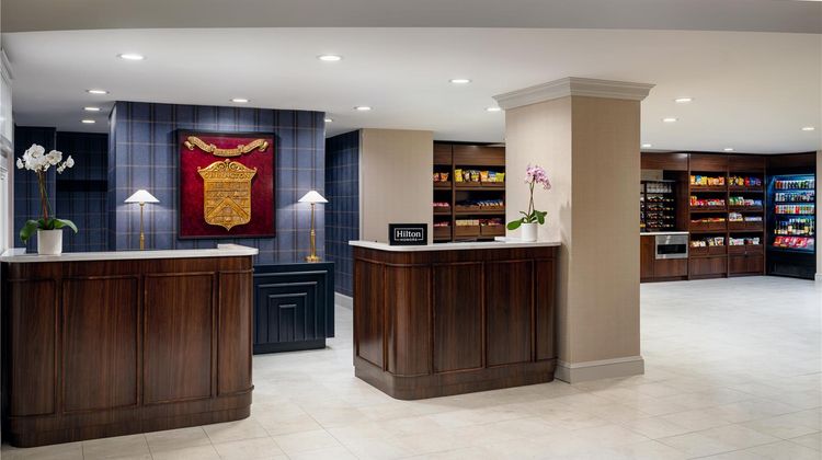 Hilton Orrington/Evanston Lobby