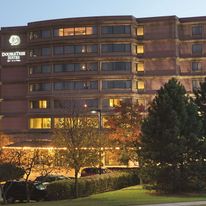 Doubletree Guest Suites & Conference Ctr