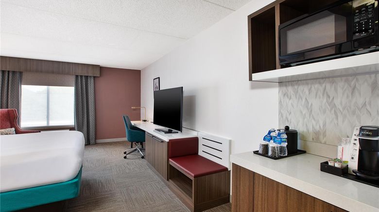 <b>Hilton Garden Inn Greenbrier Room</b>. Images powered by <a href="https://iceportal.shijigroup.com/" title="IcePortal" target="_blank">IcePortal</a>.