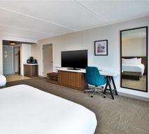 Hilton Garden Inn Greenbrier Room