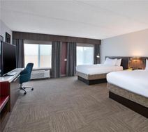 Hilton Garden Inn Greenbrier Room