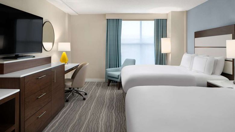<b>Doubletree by Hilton Norfolk Airport Room</b>. Images powered by <a href="https://iceportal.shijigroup.com/" title="IcePortal" target="_blank">IcePortal</a>.