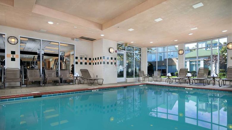 <b>Hilton Garden Inn Newport News Pool</b>. Images powered by <a href="https://iceportal.shijigroup.com/" title="IcePortal" target="_blank">IcePortal</a>.