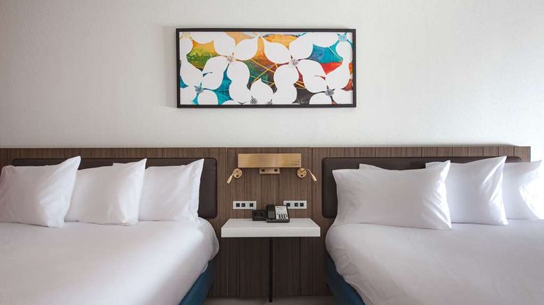 <b>Hilton Garden Inn Newport News Room</b>. Images powered by <a href="https://iceportal.shijigroup.com/" title="IcePortal" target="_blank">IcePortal</a>.