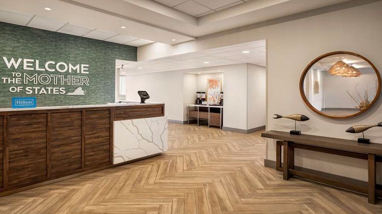 <b>Hampton Inn Oceanfront South Lobby</b>. Images powered by <a href="https://iceportal.shijigroup.com/" title="IcePortal" target="_blank">IcePortal</a>.