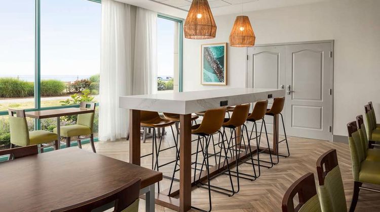 Hampton Inn Oceanfront South Restaurant