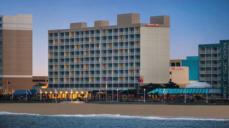<b>Hampton Inn Oceanfront South Beach</b>. Images powered by <a href="https://iceportal.shijigroup.com/" title="IcePortal" target="_blank">IcePortal</a>.