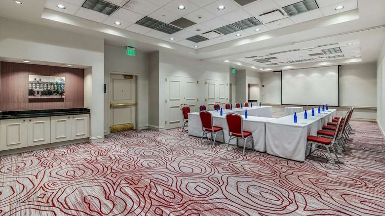 <b>Hilton Garden Inn Suffolk Riverfront Meeting</b>. Images powered by <a href="https://iceportal.shijigroup.com/" title="IcePortal" target="_blank">IcePortal</a>.