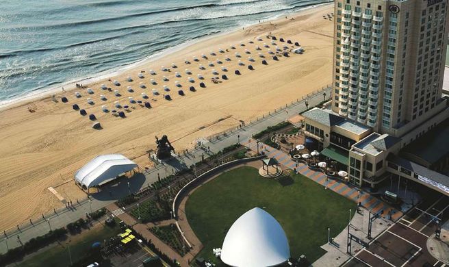 Hilton Virginia Beach Oceanfront Exterior