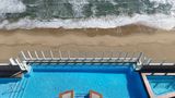 <b>Hilton Virginia Beach Oceanfront Pool</b>. Images powered by <a href="https://iceportal.shijigroup.com/" title="IcePortal" target="_blank">IcePortal</a>.