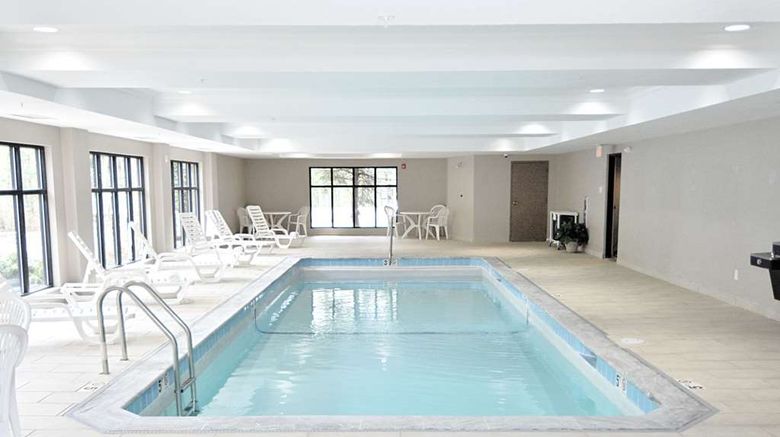 <b>Hampton Inn Auburn Pool</b>. Images powered by <a href="https://iceportal.shijigroup.com/" title="IcePortal" target="_blank">IcePortal</a>.