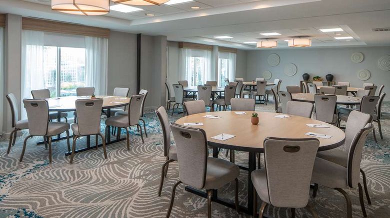 <b>Hilton Garden Inn Orlando Airport Meeting</b>. Images powered by <a href="https://iceportal.shijigroup.com/" title="IcePortal" target="_blank">IcePortal</a>.