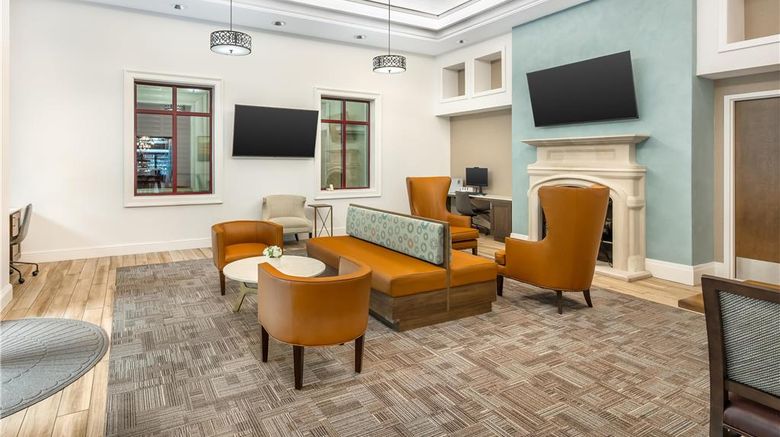 <b>Hilton Grand Vacation Tuscany Village Lobby</b>. Images powered by <a href="https://iceportal.shijigroup.com/" title="IcePortal" target="_blank">IcePortal</a>.