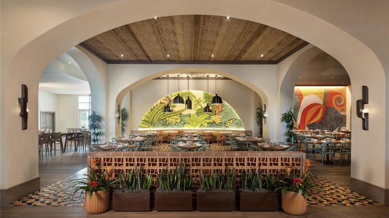 <b>Hilton Orlando Restaurant</b>. Images powered by <a href="https://iceportal.shijigroup.com/" title="IcePortal" target="_blank">IcePortal</a>.