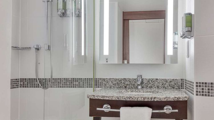 Hampton by Hilton Corby/Kettering Room