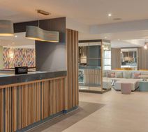 Hampton by Hilton Corby/Kettering Lobby