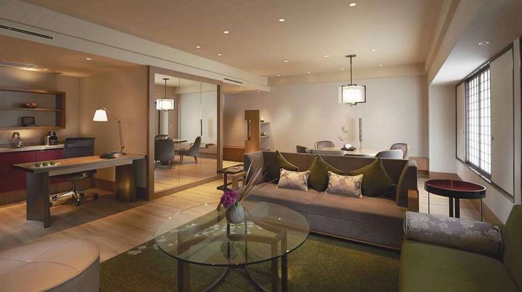 Hilton Osaka Room