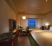 Hilton Osaka Room
