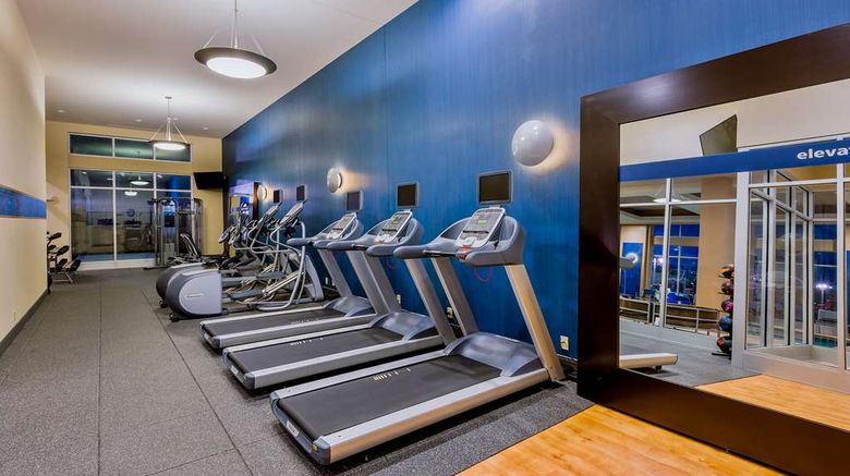 <b>Hampton Inn/Suites Downtown Waterfront Health</b>. Images powered by <a href="https://iceportal.shijigroup.com/" title="IcePortal" target="_blank">IcePortal</a>.