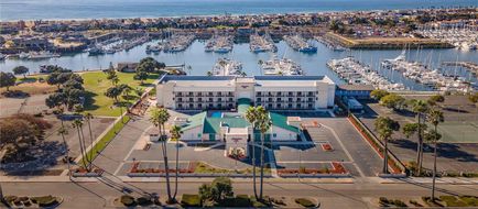 Hampton Inn Channel Islands Harbor Exterior