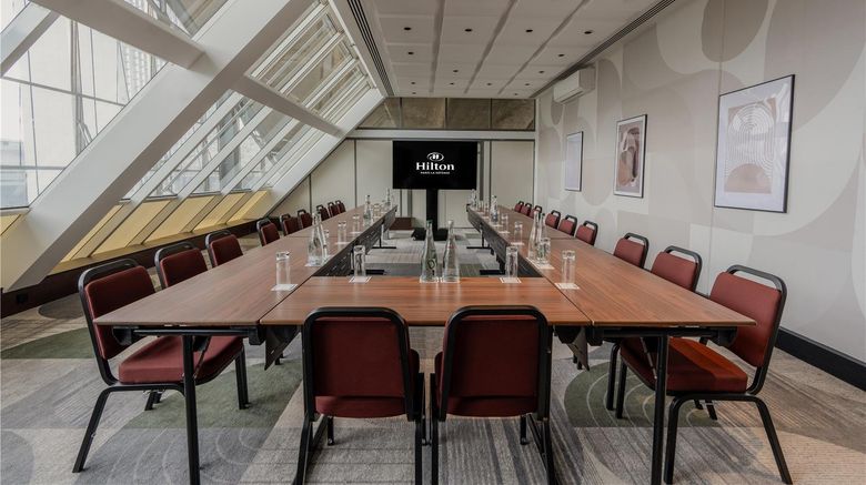 <b>Hilton Paris La Defense Meeting</b>. Images powered by <a href="https://iceportal.shijigroup.com/" title="IcePortal" target="_blank">IcePortal</a>.
