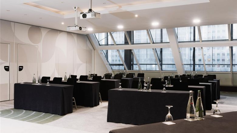 <b>Hilton Paris La Defense Meeting</b>. Images powered by <a href="https://iceportal.shijigroup.com/" title="IcePortal" target="_blank">IcePortal</a>.
