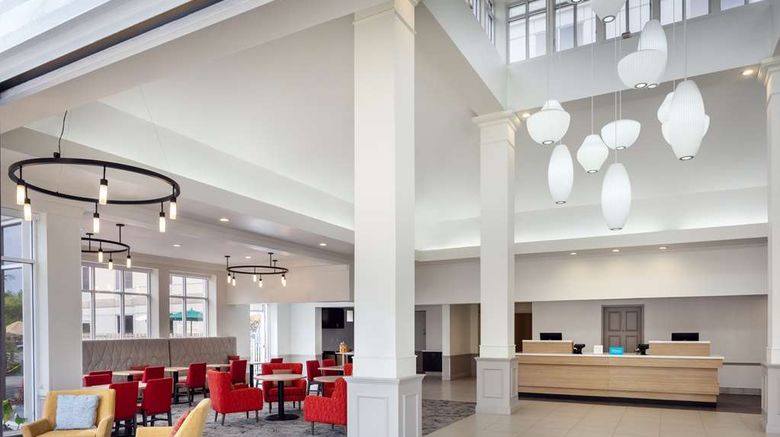 <b>Hilton Garden Inn Arcadia Lobby</b>. Images powered by <a href="https://iceportal.shijigroup.com/" title="IcePortal" target="_blank">IcePortal</a>.