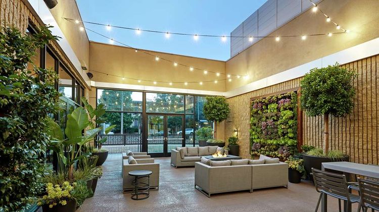 Hilton Pasadena Exterior