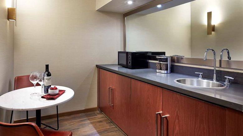 <b>Hilton Pasadena Other</b>. Images powered by <a href="https://iceportal.shijigroup.com/" title="IcePortal" target="_blank">IcePortal</a>.