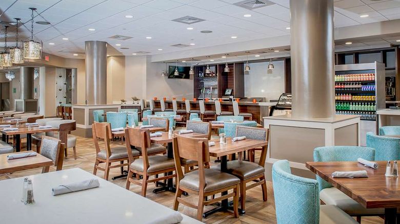 <b>Doubletree Hotel West Palm Beach Airport Restaurant</b>. Images powered by <a href="https://iceportal.shijigroup.com/" title="IcePortal" target="_blank">IcePortal</a>.