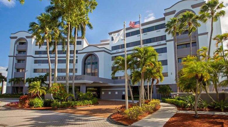 <b>Doubletree Hotel West Palm Beach Airport Exterior</b>. Images powered by <a href="https://iceportal.shijigroup.com/" title="IcePortal" target="_blank">IcePortal</a>.
