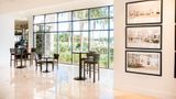 Hilton Palm Beach PBI Lobby