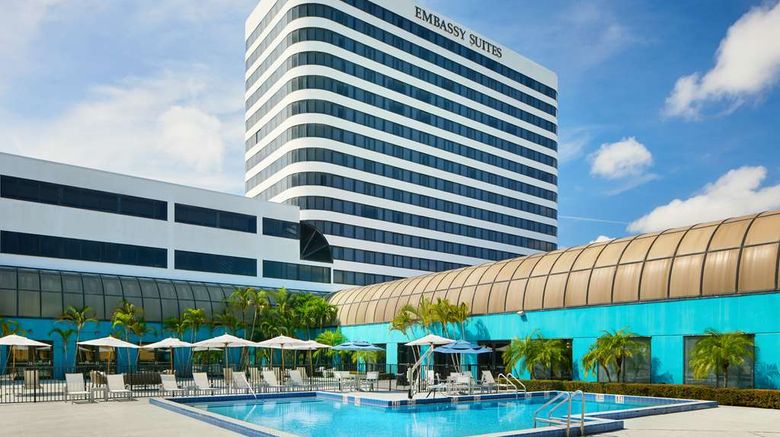 <b>Embassy Suites West Palm Beach Central Pool</b>. Images powered by <a href="https://iceportal.shijigroup.com/" title="IcePortal" target="_blank">IcePortal</a>.