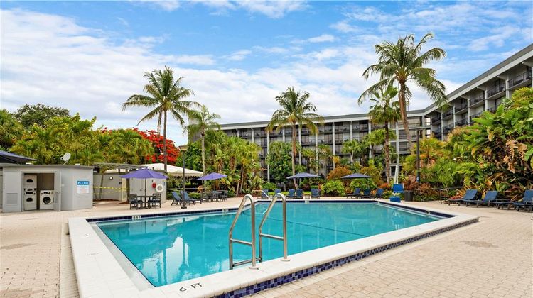 Doubletree Hotel Palm Beach Gardens Pool