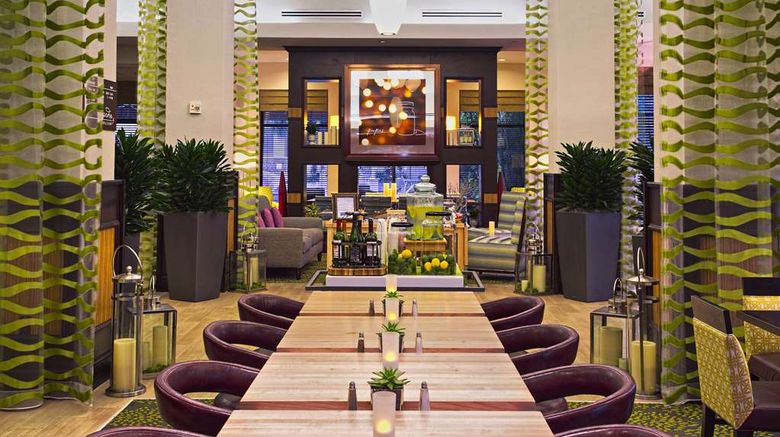 <b>Hilton Garden Inn West Palm Beach Arpt Restaurant</b>. Images powered by <a href="https://iceportal.shijigroup.com/" title="IcePortal" target="_blank">IcePortal</a>.