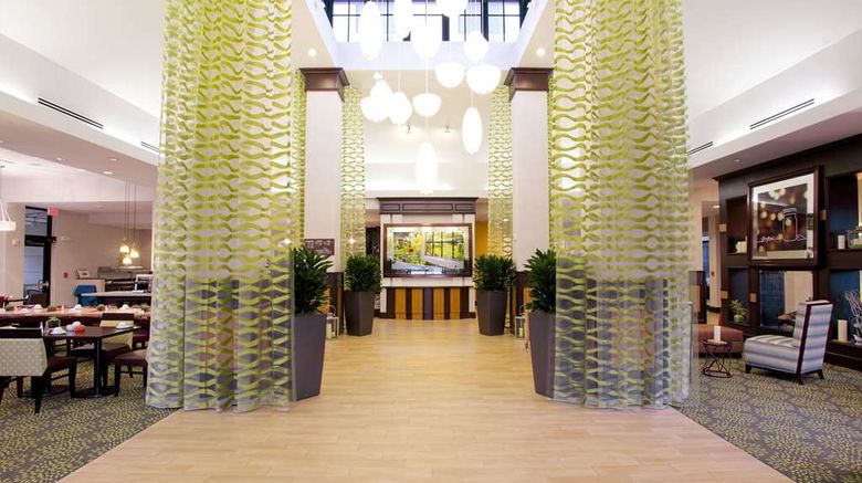 <b>Hilton Garden Inn West Palm Beach Arpt Lobby</b>. Images powered by <a href="https://iceportal.shijigroup.com/" title="IcePortal" target="_blank">IcePortal</a>.