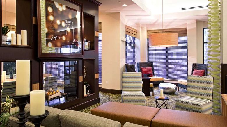 <b>Hilton Garden Inn West Palm Beach Arpt Lobby</b>. Images powered by <a href="https://iceportal.shijigroup.com/" title="IcePortal" target="_blank">IcePortal</a>.
