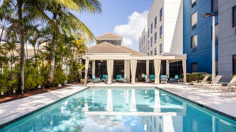 <b>Hilton Garden Inn West Palm Beach Arpt Pool</b>. Images powered by <a href="https://iceportal.shijigroup.com/" title="IcePortal" target="_blank">IcePortal</a>.