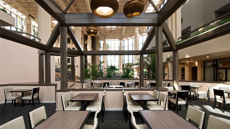 Embassy Suites Palm Beach Gardens - PGA Restaurant