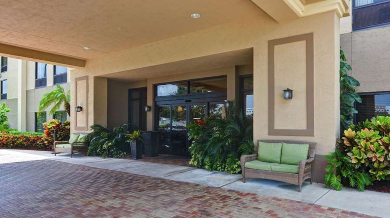 <b>Hampton Inn West Palm Beach Exterior</b>. Images powered by <a href="https://iceportal.shijigroup.com/" title="IcePortal" target="_blank">IcePortal</a>.