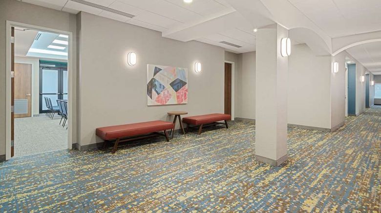 <b>Hampton Inn West Palm Beach Meeting</b>. Images powered by <a href="https://iceportal.shijigroup.com/" title="IcePortal" target="_blank">IcePortal</a>.