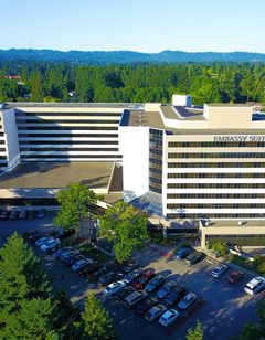 Embassy Suites by Hilton Portland Tigard