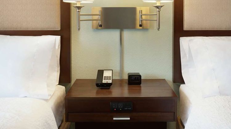 Hampton Inn Portland-Clackamas Room