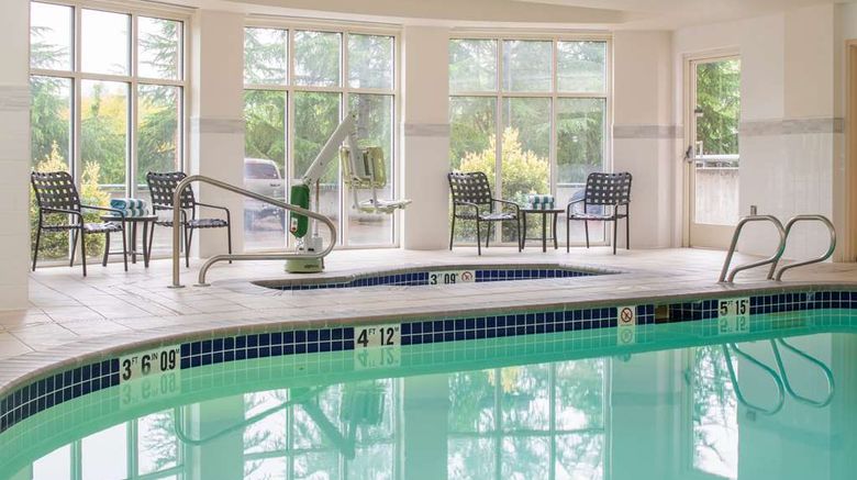 <b>Hilton Garden Inn Portland/Lake Oswego Pool</b>. Images powered by <a href="https://iceportal.shijigroup.com/" title="IcePortal" target="_blank">IcePortal</a>.