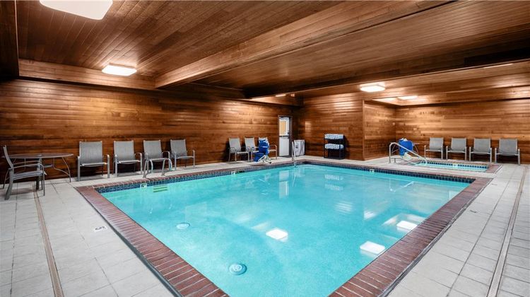 Hampton Inn Portland East Pool