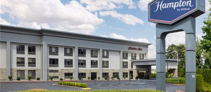 Hampton Inn Portland East Exterior