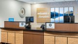 <b>Hampton Inn Portland East Lobby</b>. Images powered by <a href="https://iceportal.shijigroup.com/" title="IcePortal" target="_blank">IcePortal</a>.